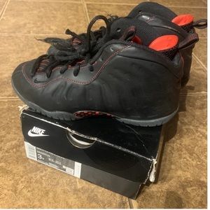 Nike Foamposites Sz 3y
